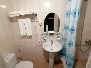 Гостиница Грин Парк Домодедово Двухместный номер с 2 отдельными кроватями и окном-1