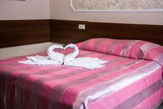 Гостиница Грин Парк Отель Домодедово Полулюкс с двуспальной кроватью-6
